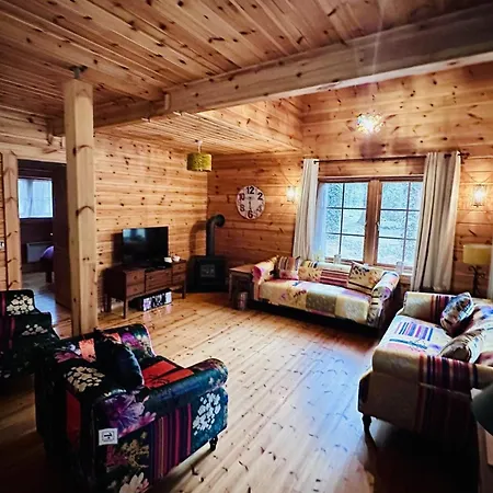 Woodland Log בקתה *