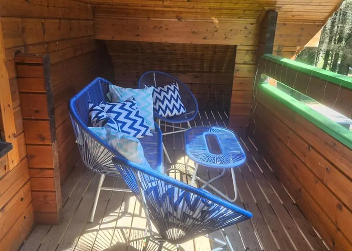 בקתה Woodland Log